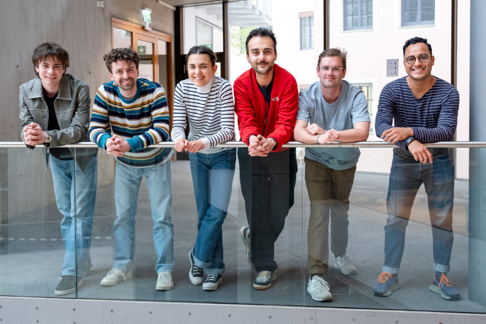 Die Young Quantum Social Scientists